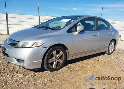 2010 Honda Civic Lx-S z USA, uszkodzony, nr VIN 19XFA1F66AE014728